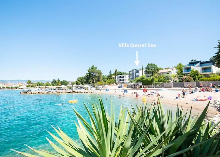 Sunset Sea Apartment *