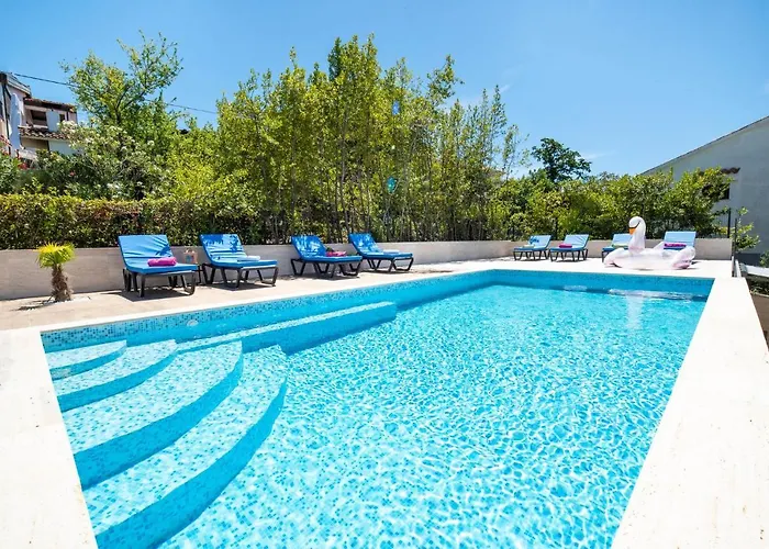 Sunset Sea Apartment *